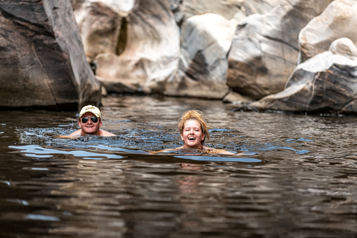 En kjapp dukkert ved Instinct of the Mara  |    Foto:  Secluded Africa 