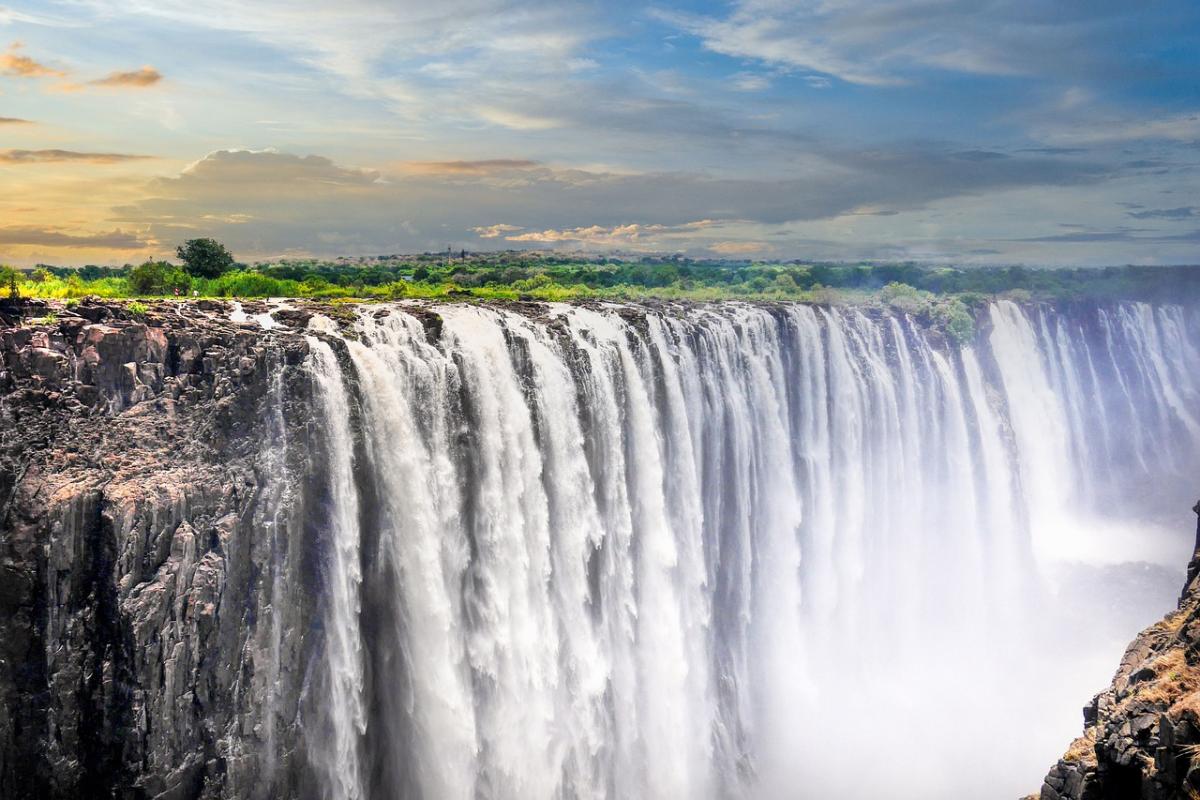 Victoria Falls   |    Foto:  Fietz Fotos - Pixabay 