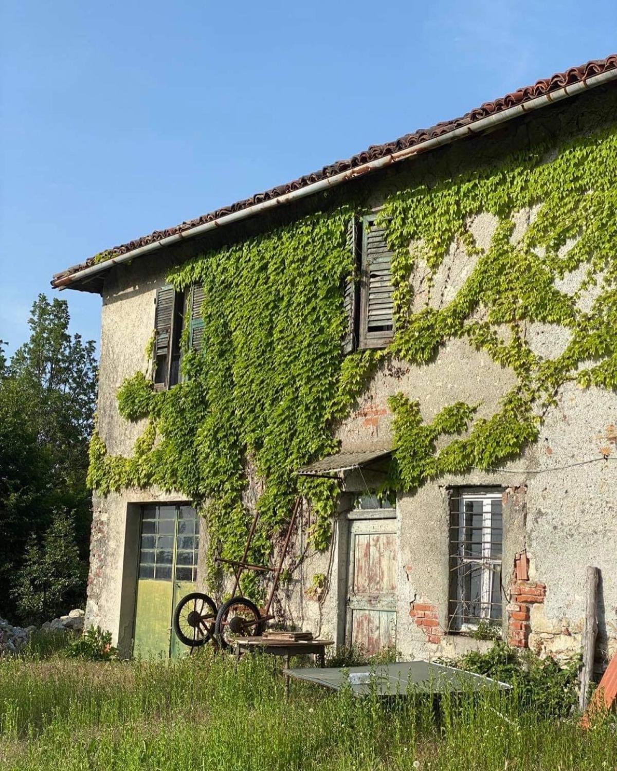 Slik så det ut før oppussingen startet  |    Foto:  Cascina del Merlo 