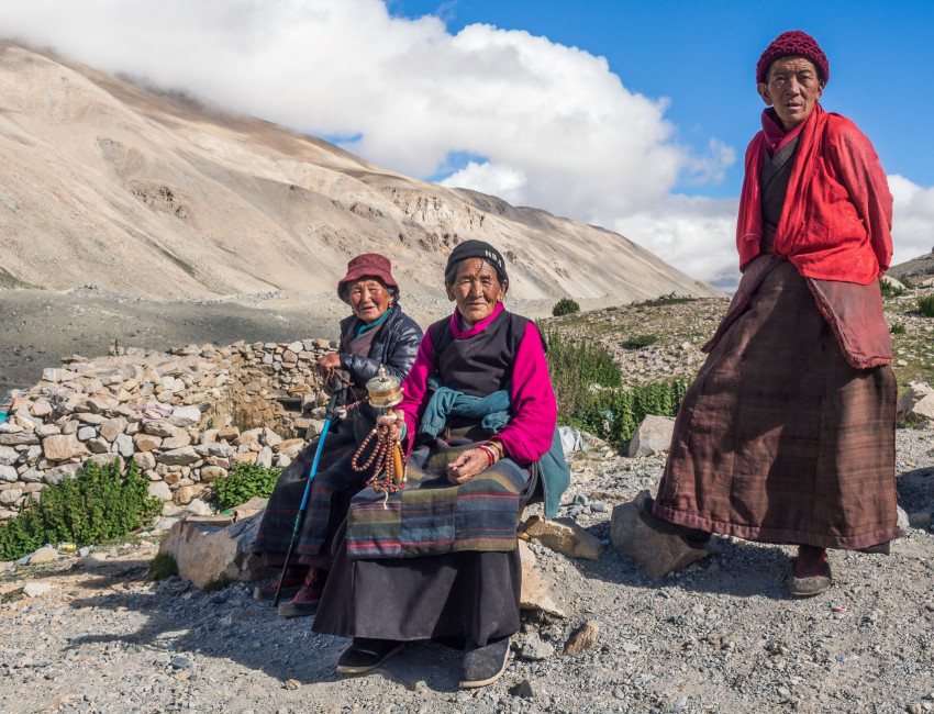 Lokale møter i tibetanske fjell